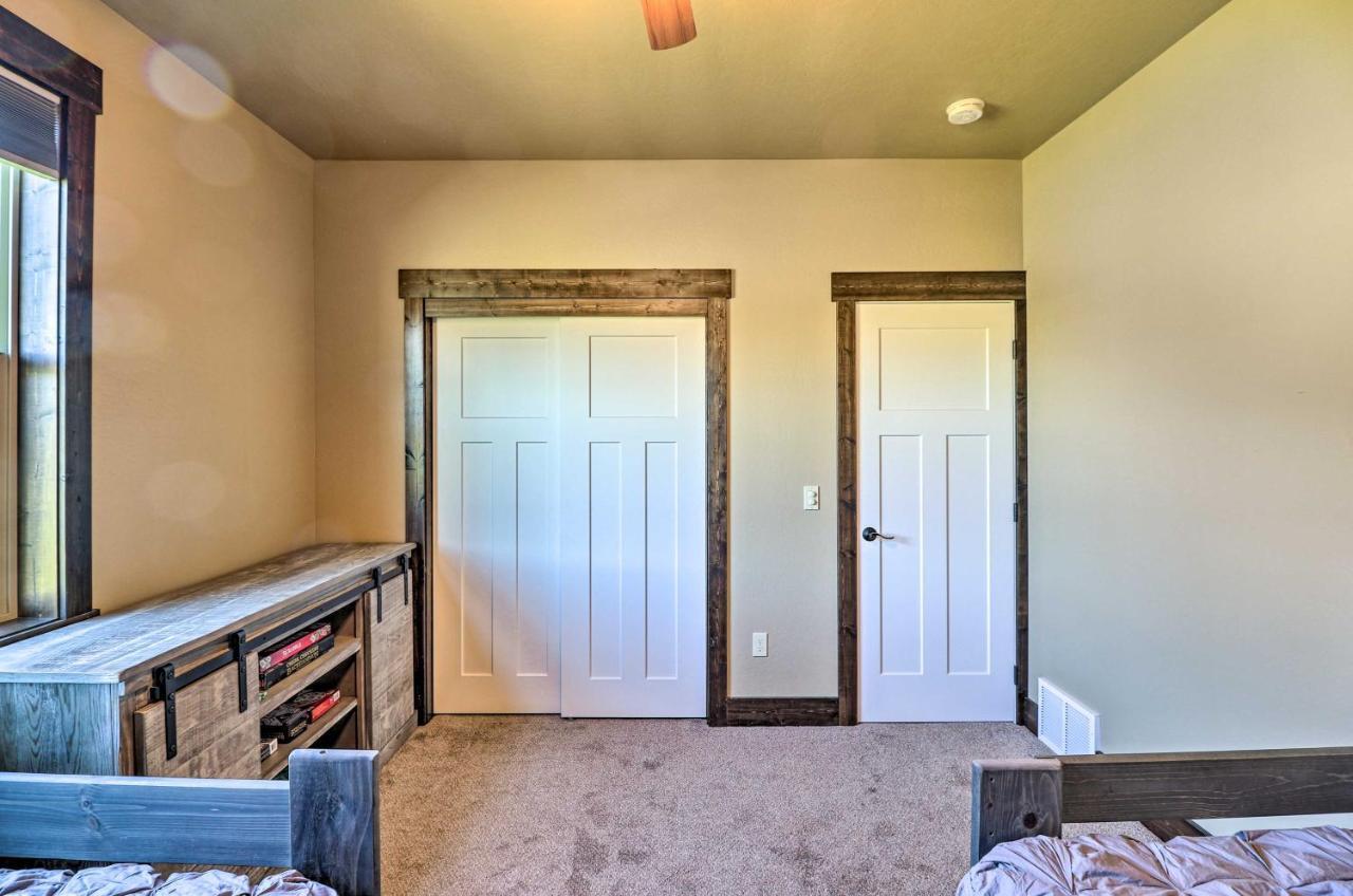 Newly Built Kalispell Home - 28 Mi To Glacier Np! Bagian luar foto