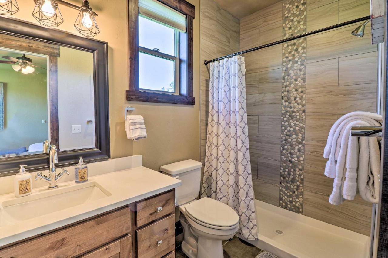 Newly Built Kalispell Home - 28 Mi To Glacier Np! Bagian luar foto